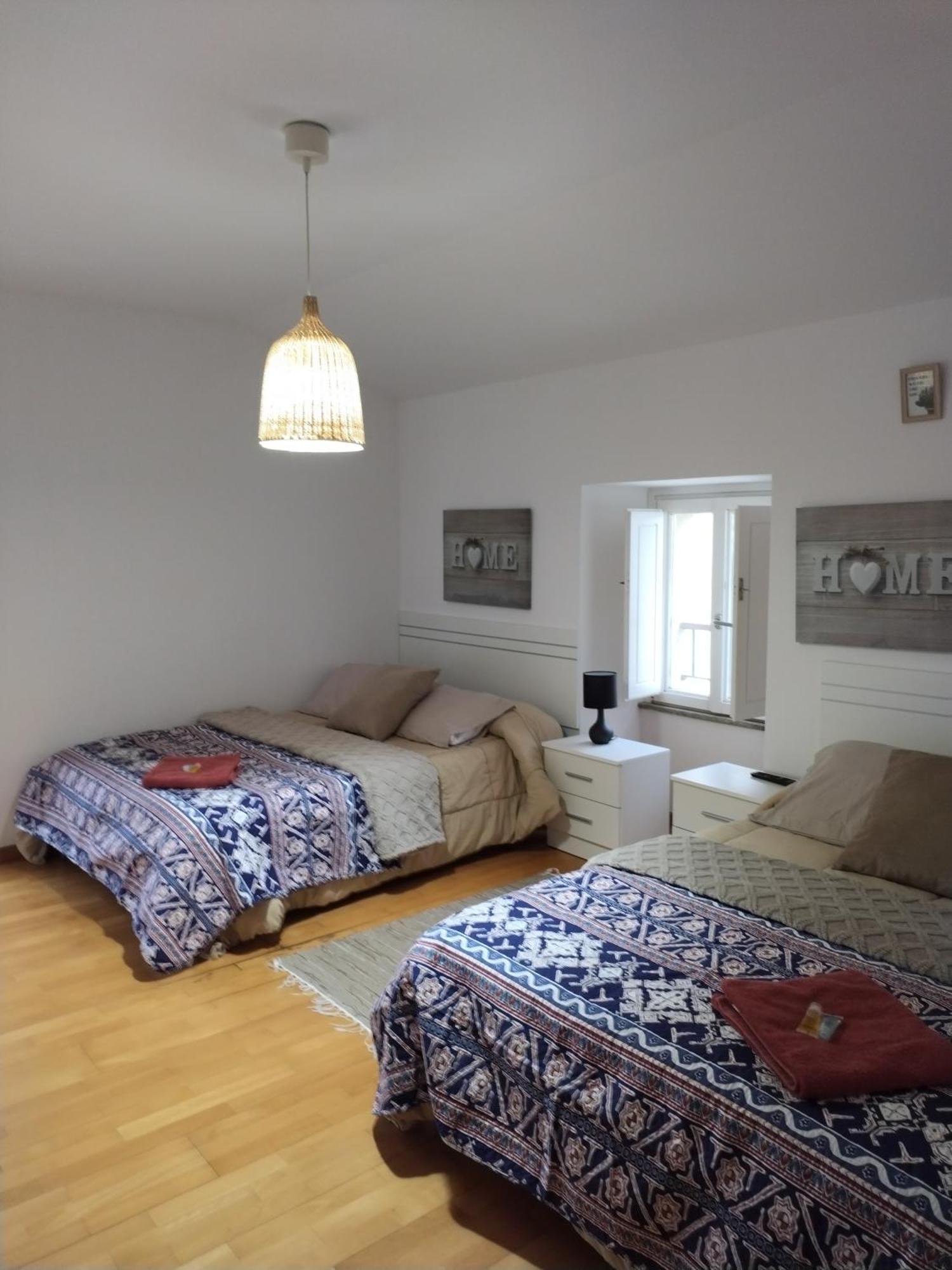 Apartamentos A Parada Do Camino Padrón Eksteriør bilde